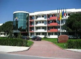 Hotel Club Strandja 4*
